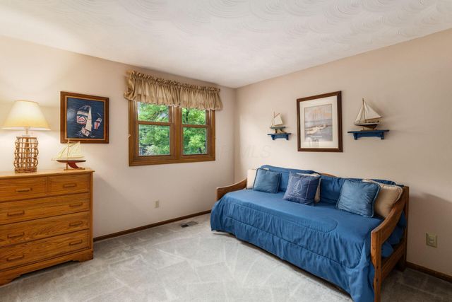 5850 Chatterfield Drive, Dublin, OH 43017