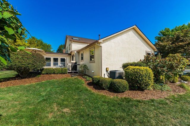 5850 Chatterfield Drive, Dublin, OH 43017