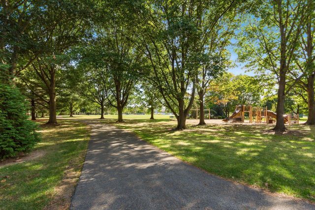 5850 Chatterfield Drive, Dublin, OH 43017