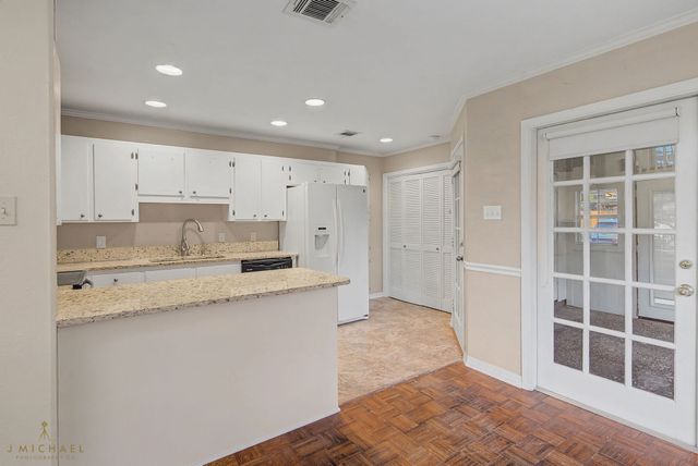 3450 Stonebrook Place, Shreveport, LA 71105