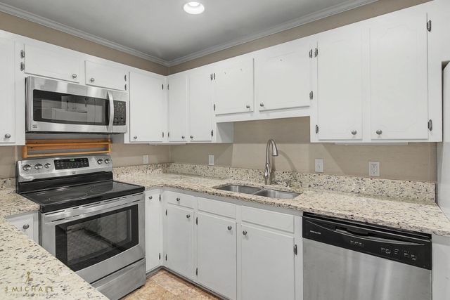 3450 Stonebrook Place, Shreveport, LA 71105