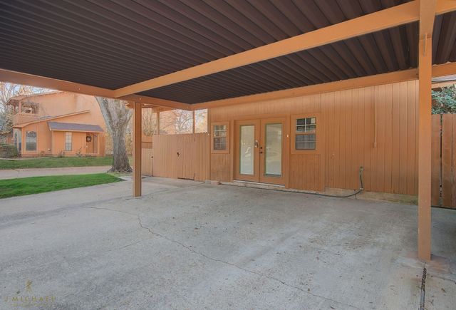 3450 Stonebrook Place, Shreveport, LA 71105