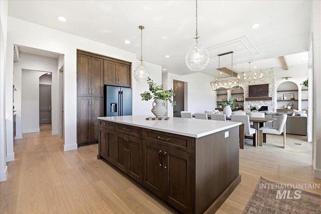 7042 E Chicken Hawk Loop, Nampa, ID 83686