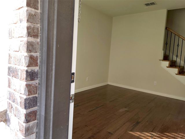 1504 Fox Run Drive, Irving, TX 75063