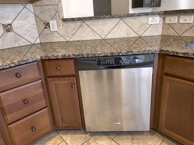 1504 Fox Run Drive, Irving, TX 75063