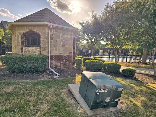1504 Fox Run Drive, Irving, TX 75063