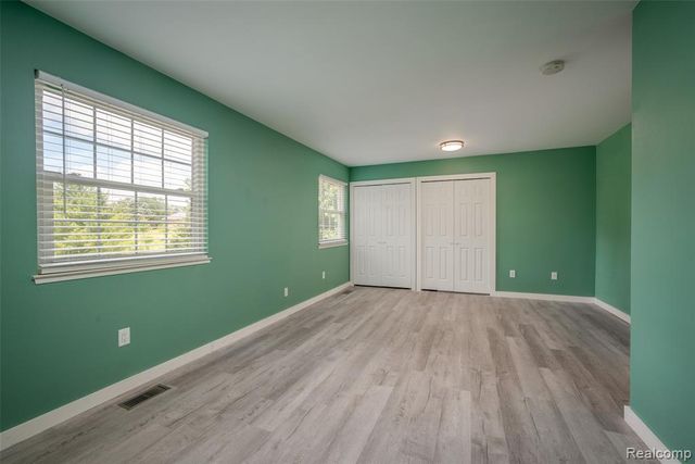 4277 Tux Lane, Milford, MI 48380