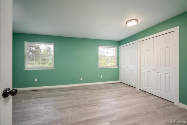 4277 Tux Lane, Milford, MI 48380