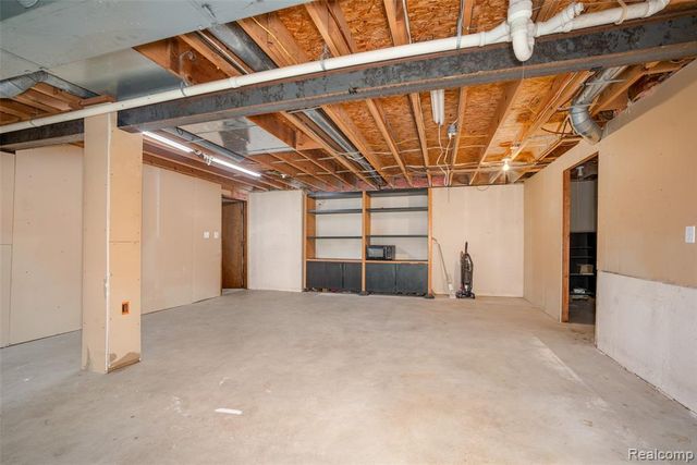 4277 Tux Lane, Milford, MI 48380