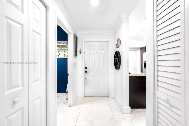 9985 SW 118th Pl, Miami, FL 33186