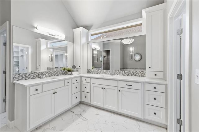 13112 W 170th Street, Overland Park, KS 66221