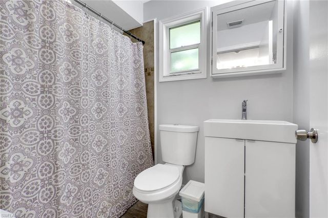 4974 Hawthorn Woods WAY, Naples, FL 34116