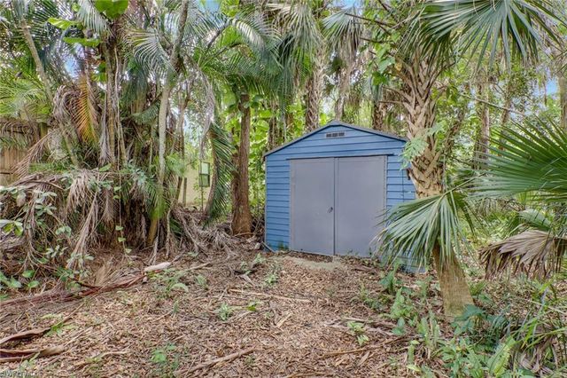 4974 Hawthorn Woods WAY, Naples, FL 34116