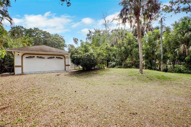 4974 Hawthorn Woods WAY, Naples, FL 34116