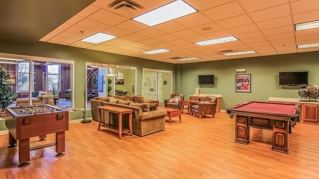 32 Catamaran Circle, Pingree Grove, IL 60140