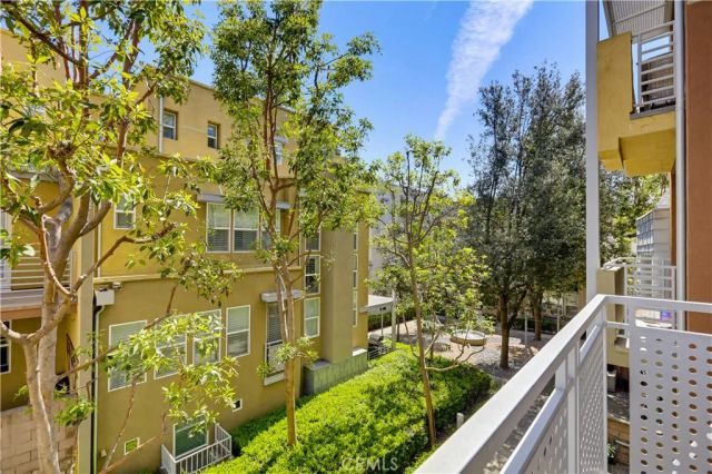 612 E Jeanette Lane, Santa Ana, CA 92705