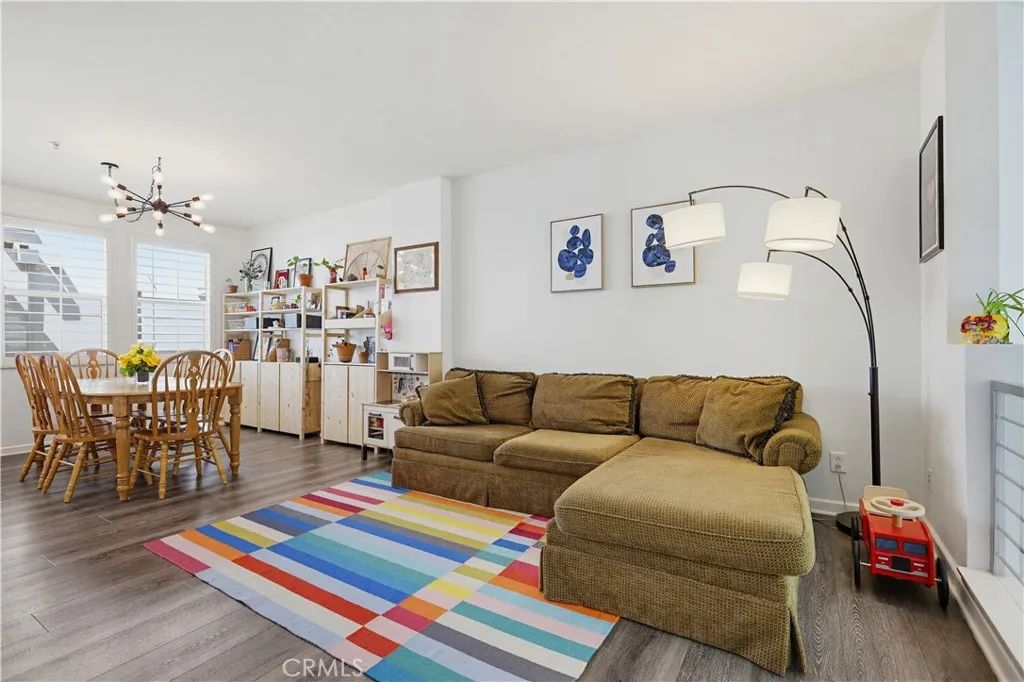 612 E Jeanette Lane, Santa Ana, CA 92705