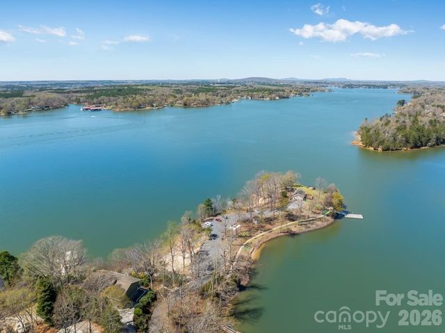 5041 Duval Circle, Tega Cay, SC 29708