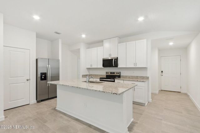 3695 BELLA SERA Lane, Green Cove Springs, FL 32043