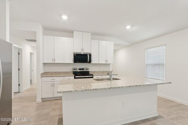 3695 BELLA SERA Lane, Green Cove Springs, FL 32043