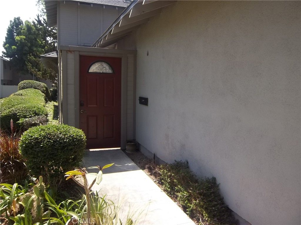 Image 2 of property listing at 6604 Kameha, Yorba Linda, CA 92886