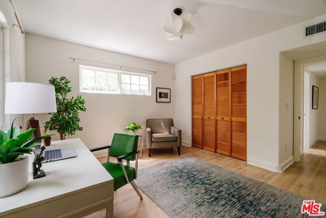 13230 Hesby Street, Los Angeles, CA 91423