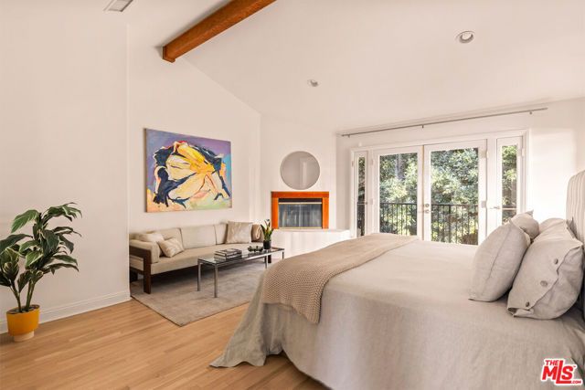 13230 Hesby Street, Los Angeles, CA 91423