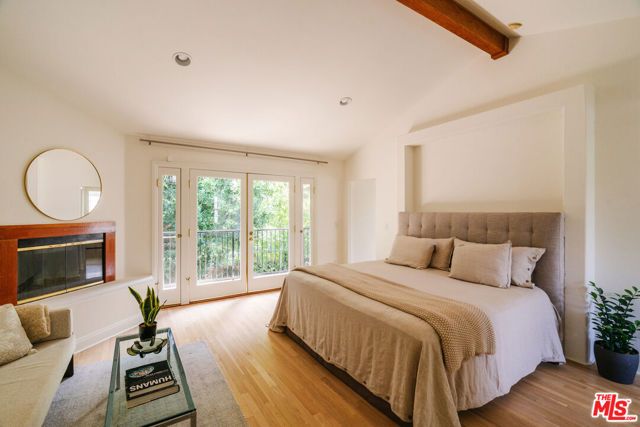 13230 Hesby Street, Los Angeles, CA 91423
