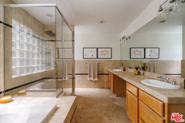 13230 Hesby Street, Los Angeles, CA 91423