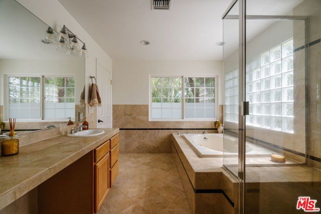 13230 Hesby Street, Los Angeles, CA 91423