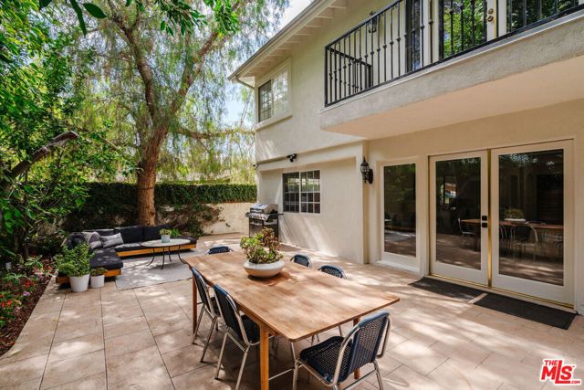13230 Hesby Street, Los Angeles, CA 91423