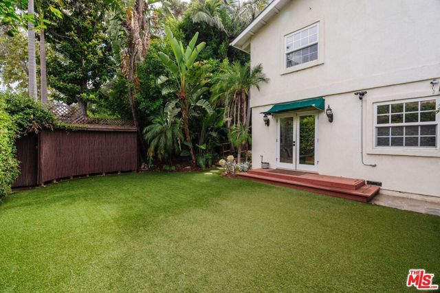 13230 Hesby Street, Los Angeles, CA 91423