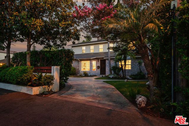 13230 Hesby Street, Los Angeles, CA 91423
