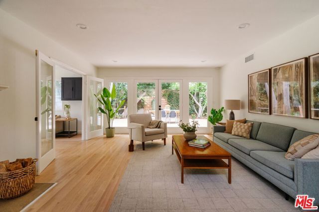 13230 Hesby Street, Los Angeles, CA 91423