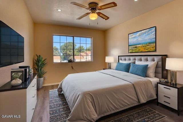 43954 Blue Sky Court, Lancaster, CA 93536