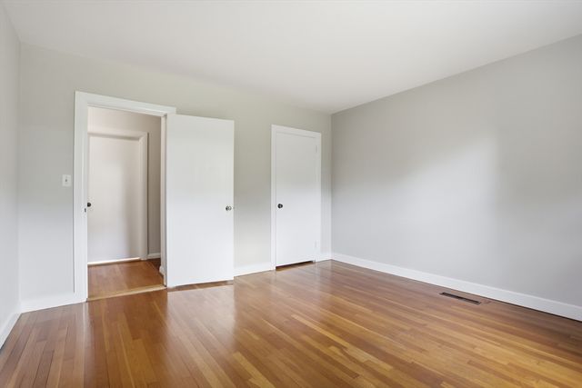 106 Bolton Rd, Harvard, MA 01451