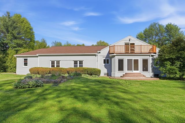 106 Bolton Rd, Harvard, MA 01451