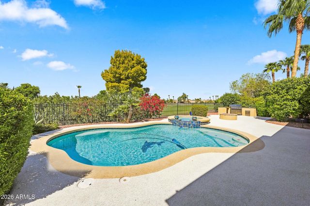 21922 N Pedregosa Court, Sun City West, AZ 85375