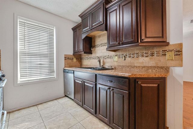 7 Sweet Rose Lane, North Little Rock, AR 72118