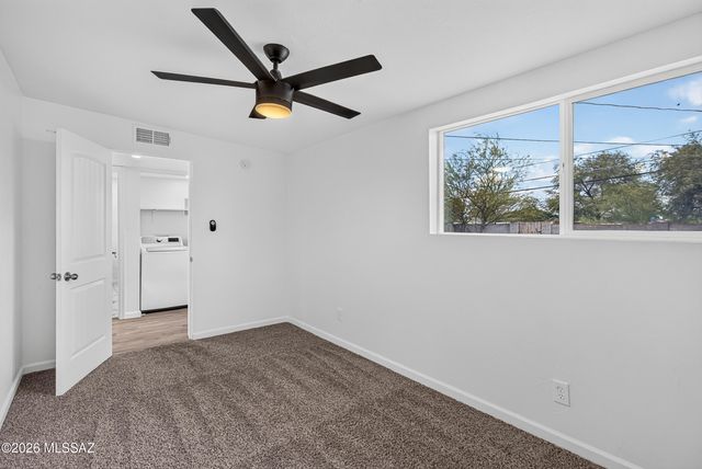 436 E Seneca Street, Tucson, AZ 85705