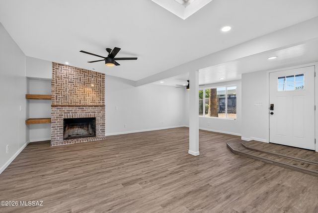 436 E Seneca Street, Tucson, AZ 85705