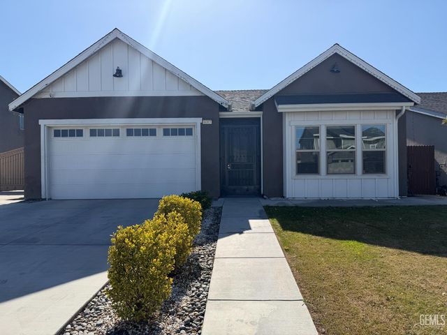 6003 Glen Rose Avenue, Bakersfield, CA 93313