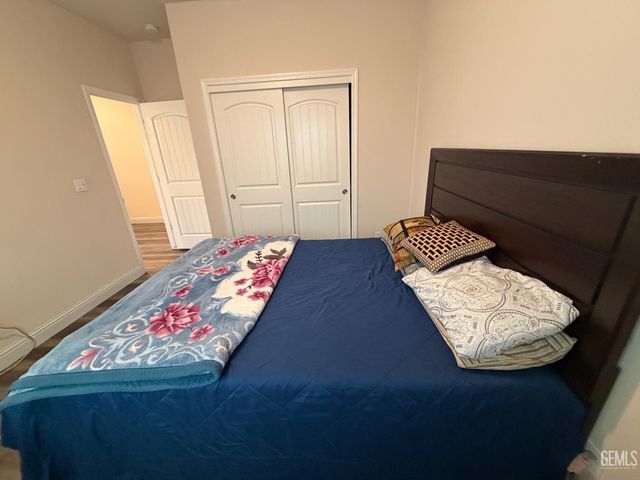 6003 Glen Rose Avenue, Bakersfield, CA 93313