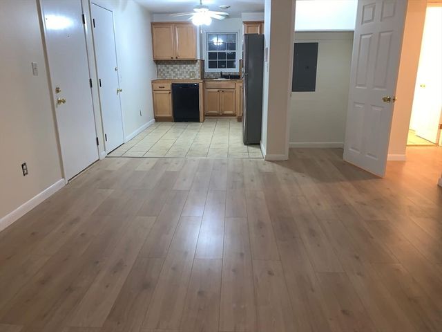 85 Ford St E, Methuen, MA 01845