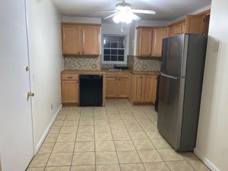 85 Ford St E, Methuen, MA 01845