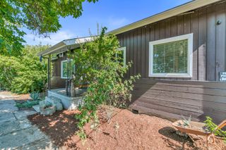219 Berrydale Avenue, Medford, OR 97501
