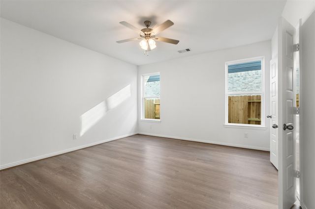2718 Ruby Laurel Drive, Iowa Colony, TX 77583
