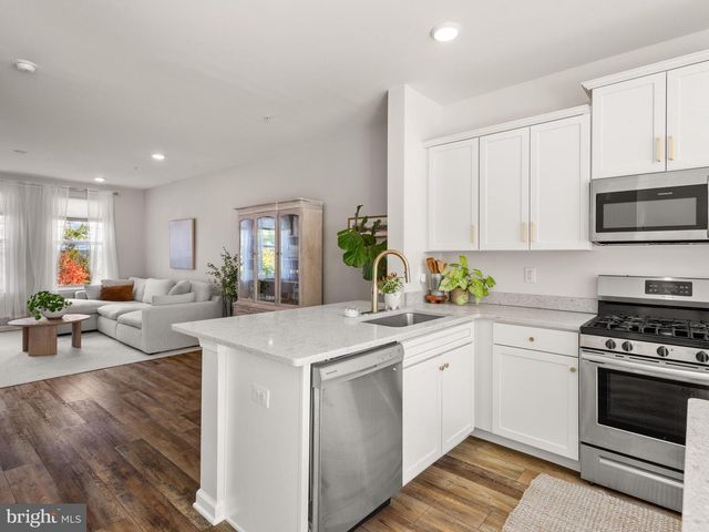 350 DAWSON PL, Downingtown, PA 19335