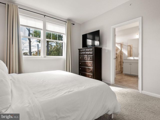 350 DAWSON PL, Downingtown, PA 19335