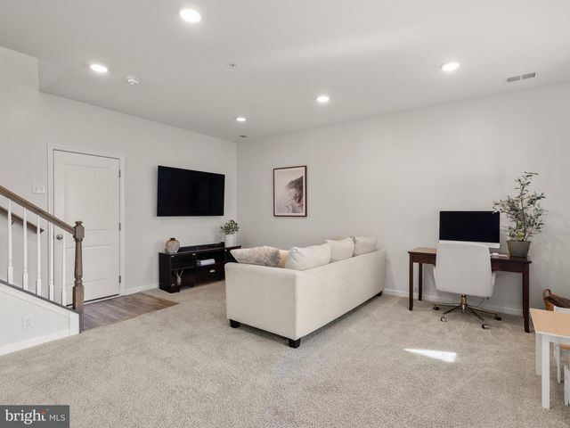 350 DAWSON PL, Downingtown, PA 19335